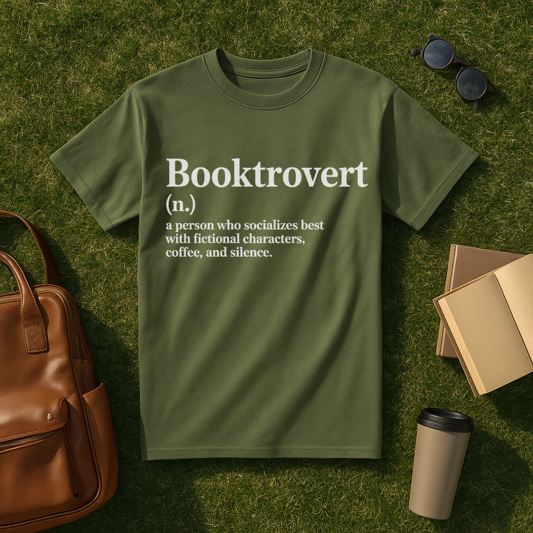 Booktrovert Definition T-Shirt